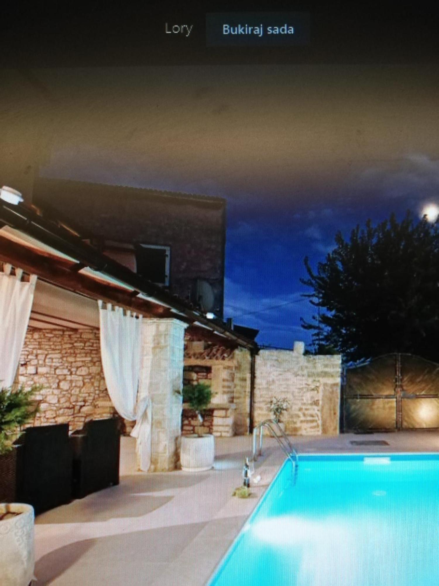 Lory Villa Sveti Lovreč Pazenatički Exteriör bild