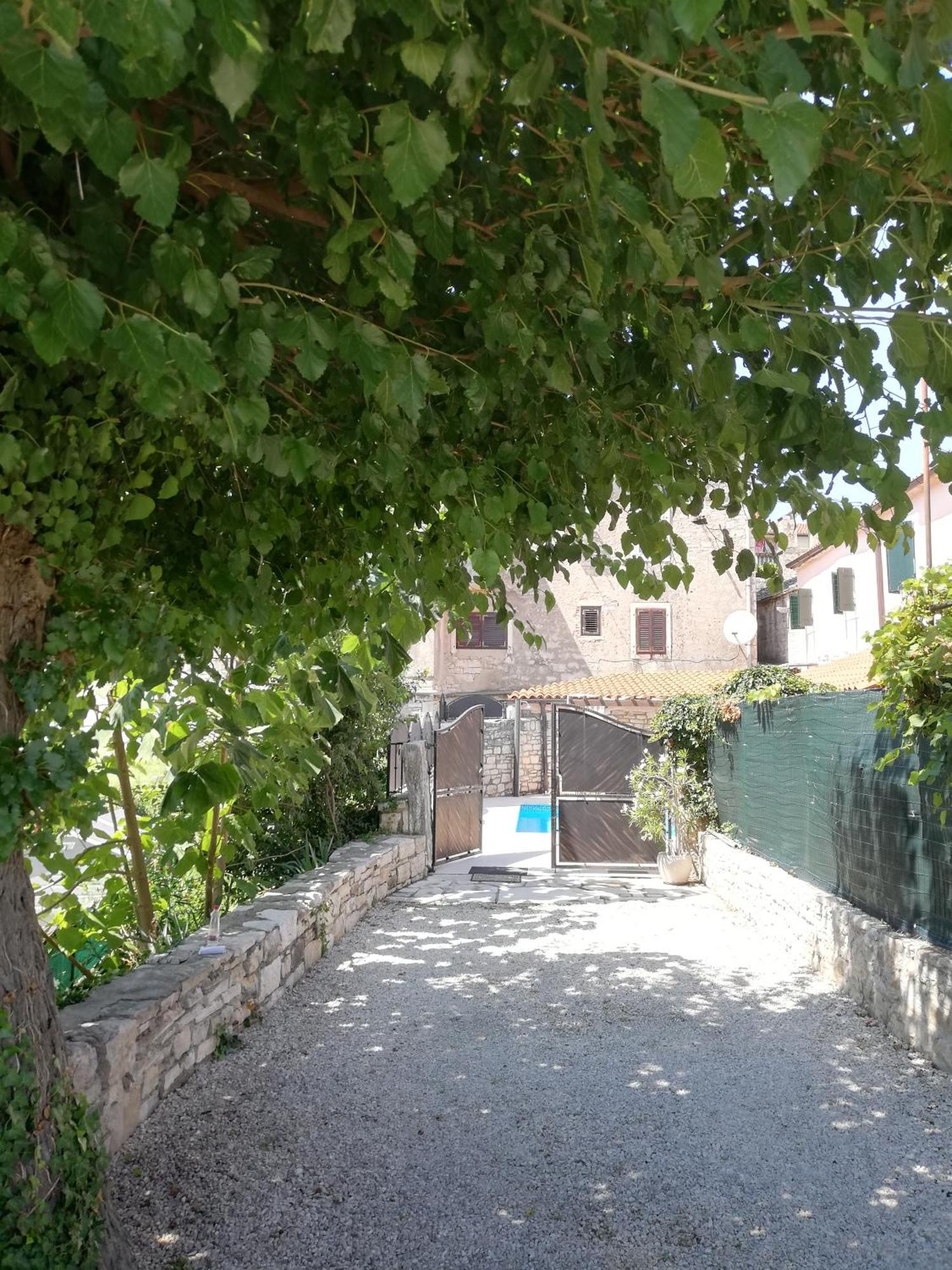 Lory Villa Sveti Lovreč Pazenatički Exteriör bild